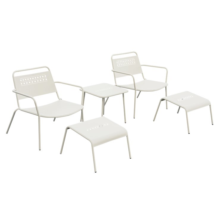 Outdoor Dining Table And Chairs